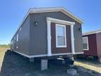 2015 Fleetwood Excellent Condition 2015 Fleetwood Green Hill 16x76 3/2
