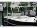 2018 Robalo 246 Cayman SD