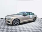 2024 Volvo S60 B5 Plus Dark Theme