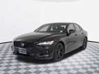 2024 Volvo S60 B5 Plus Black Edition