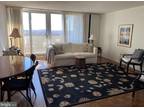 604 S Washington Square #909, Philadelphia, PA 19106