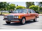 1977 Mercedes-Benz 300D