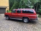 1989 Chevrolet Suburban 2500 Silverado 4x4 With Off-Road Accessories