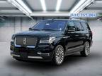 $40,997 2020 Lincoln Navigator with 85,856 miles!