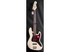 Squier Limited Edition Classic Vibe Mid-'60s Jazz Bass Olympic White Finish