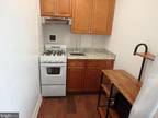 1111 Arlington Blvd #901, Arlington, VA 22209