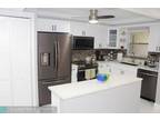6100 NW 44th St #306, Lauderhill, FL 33319