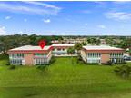 29 Pine Arbor Ln #202, Vero Beach, FL 32962