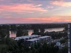 Sub Penthouse 2 Bedroom, 2 bath with River views