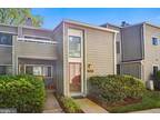 1963 Villaridge Dr #1963B, Reston, VA 20191