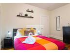 4 bedrooms in Brookline, AVAIL: NOW