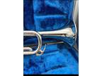 Trumpet Conn Dirextor W/Vintage Mint Condition. W/ great Sound.