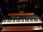 Casio Casiotone MT-140 Electronic Pulse Code Modulation Keyboard Tested Works