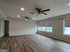 Water St Unit B, Tuckerton, Flat For Rent