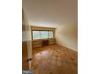 Chevy Chase Dr Apt,chevy Chase, Condo For Rent