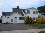 Sand Hill Rd, Wantagh, Home For Rent