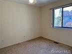 Sycamore Dr Unit Bldg, Middletown, Condo For Rent