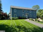 301 Edgeboro Dr #5, Newtown, PA 18940