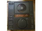 Pioneer CDJ-300 Professional Compact Disc Player DJ Disc Turntable