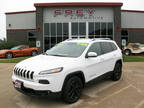 2015 Jeep Cherokee White, 125K miles