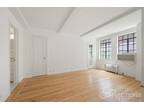 E Rd St Unit -, New York, Home For Rent