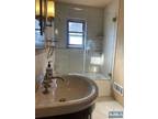 Teaneck Rd Unit F, Teaneck, Condo For Rent