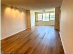 7352 N Devon Dr #205, Fort Lauderdale, FL 33321