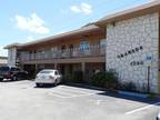 1240 70th St N #2, Saint Petersburg, FL 33710
