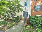 7758 New Providence Dr #9, Falls Church, VA 22042