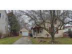 Maple St, Saint Clair Shores, Home For Rent
