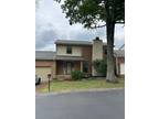 Clearview Dr, Brentwood, Condo For Rent