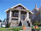 Ground level duplex in Phabulous Phreellard