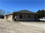 302 W Valley 1
