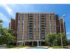 6800 Fleetwood Rd #1209, McLean, VA 22101