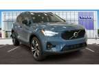 2025 Volvo XC40 Plus Dark Theme