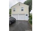 Forest Row, Great Neck, Home For Rent