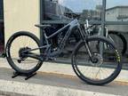 Santa Cruz Hightower R Build Carbon Full Suspension Size Medium 2024 NEW