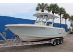 2019 Robalo R272