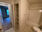 Farmington Rd, Livonia, Condo For Rent