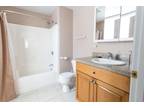 72 River St - Studio, 1 Bathroom