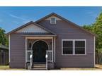 805 Victoria ST Taylor TX 76574