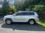 Used 2009 Toyota Highlander for sale.