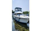 1984 Carver 3207 Aft F/B Boat for Sale
