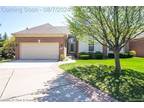 Churchill Cir, Rochester, Condo For Rent