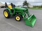 2017 John Deere 3032E Tractor