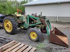 John Deere 2010 Tractor