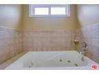 W Th St, Hawthorne, Home For Rent
