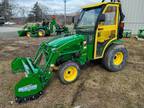 2016 John Deere 2032R Tractor
