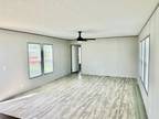 2023 Clayton Last home left come buy today