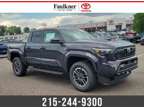 2024 Toyota Tacoma TRD Sport Double Cab 5' Bed AT
